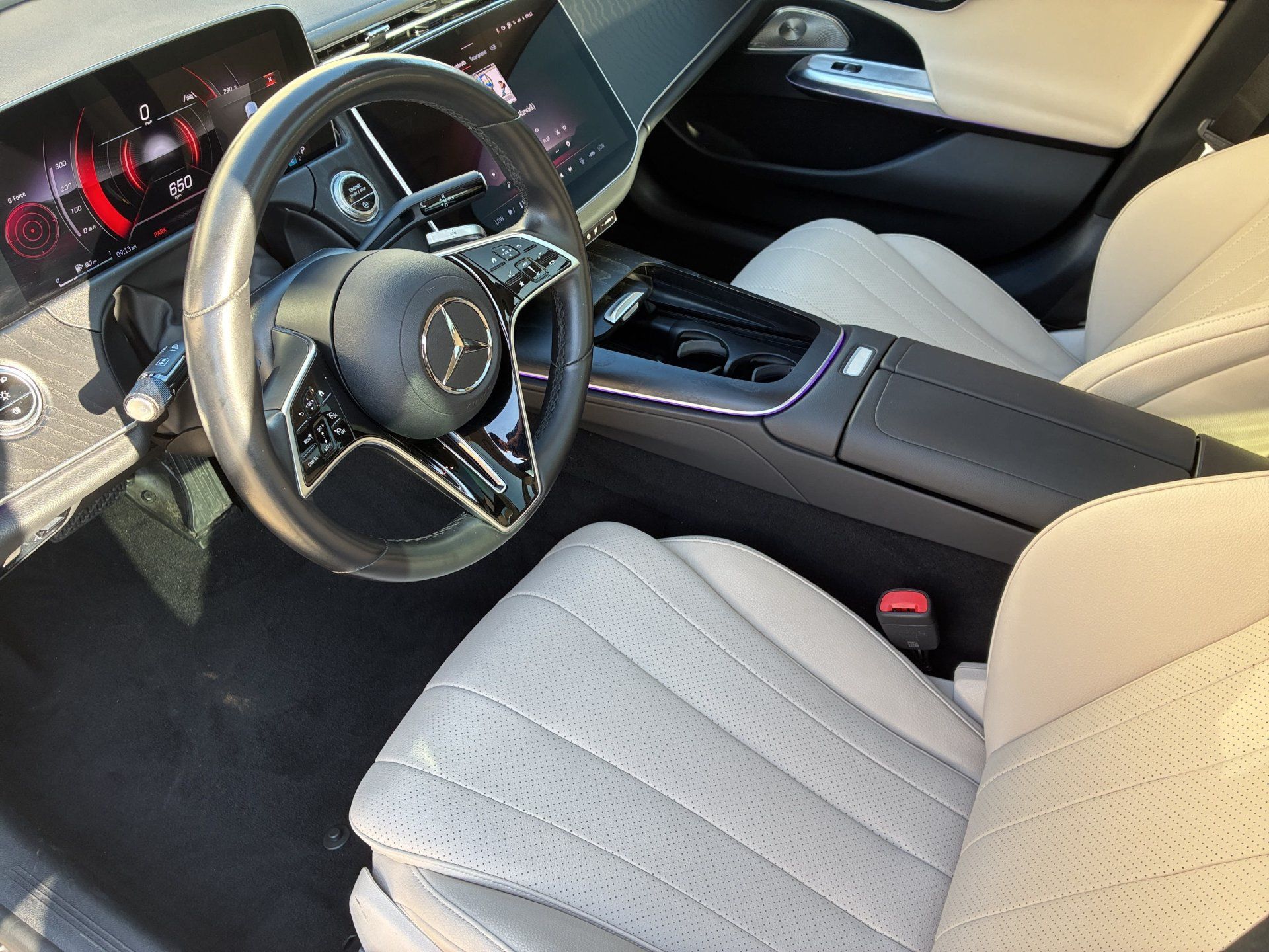 Used 2024 Mercedes-Benz E 350 4MATIC Sedan image 16