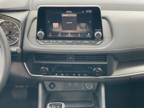 New 2026 Nissan Rogue SV image 17