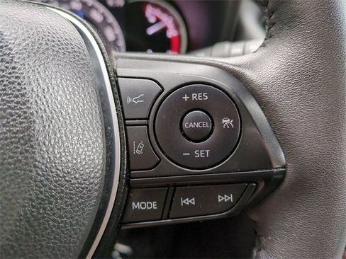 Used 2023 Toyota RAV4 XLE Premium image 26