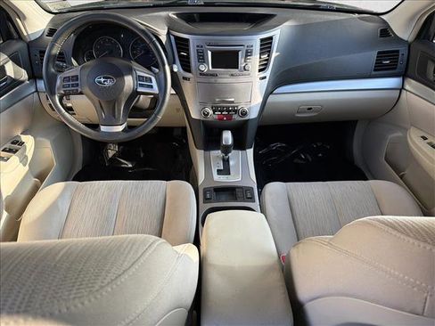Used 2014 Subaru Outback 2.5i Premium image 24