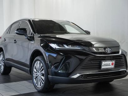 Used 2021 Toyota Venza XLE w/ Softex Package