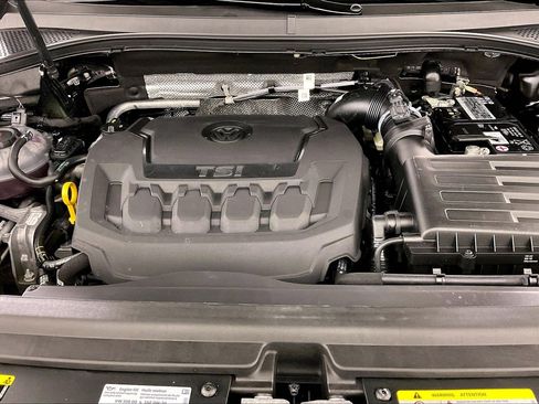 Used 2023 Volkswagen Tiguan SE image 28