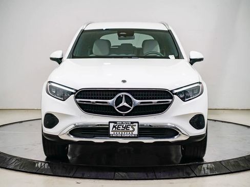 Used 2025 Mercedes-Benz GLC 300 image 6