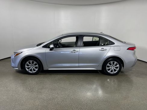 Certified 2026 Toyota Corolla LE w/ Carpet Mat Package (TMS) FWD image 6
