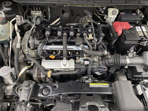 Used 2020 Nissan Kicks SV image 23