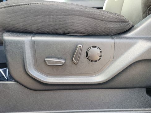 Used 2019 Ford F150 XLT w/ Equipment Group 302A Luxury image 21