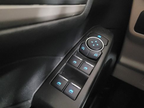 Used 2021 Ford Escape SE image 27