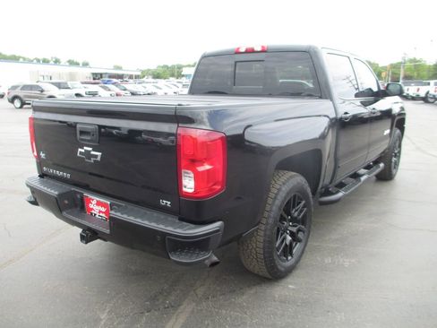 Used 2017 Chevrolet Silverado 1500 LTZ Z71 w/ LTZ Plus Package AWD/4WD image 5