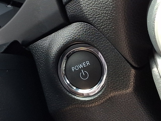 Used 2025 Toyota RAV4 XLE AWD/4WD image 22