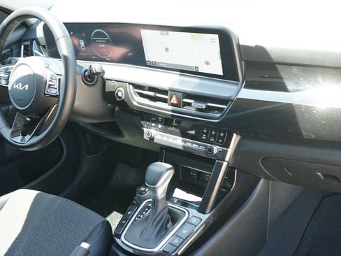 Used 2024 Kia Seltos X-Line AWD/4WD image 26