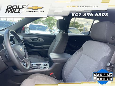 Used 2023 Chevrolet Traverse LT AWD/4WD image 16