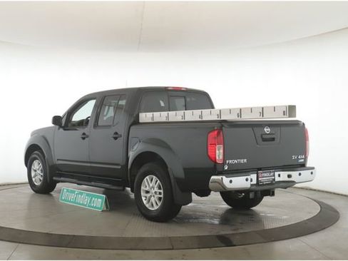 Used 2019 Nissan Frontier SV w/ Value Truck Package image 8