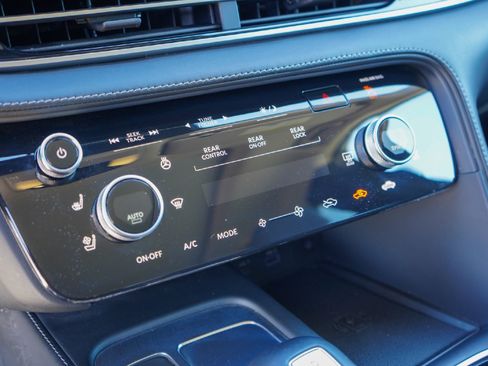 Certified 2023 INFINITI QX60 Sensory w/ Cargo Package image 16