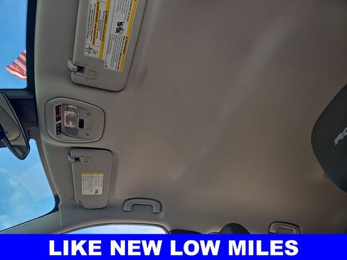 Used 2025 Chevrolet Trax ACTIV w/ Driver Confidence Package image 29