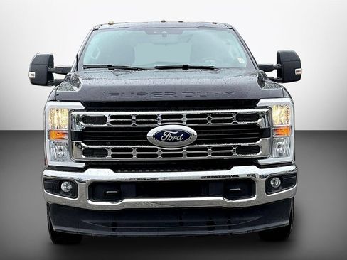 Used 2025 Ford F350 XLT AWD/4WD image 2
