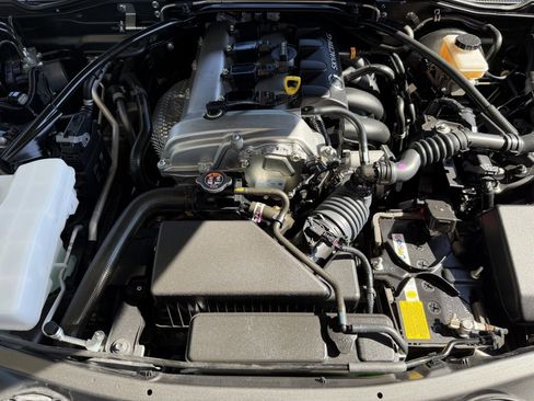 Used 2024 MAZDA MX-5 Miata RF Grand Touring image 36