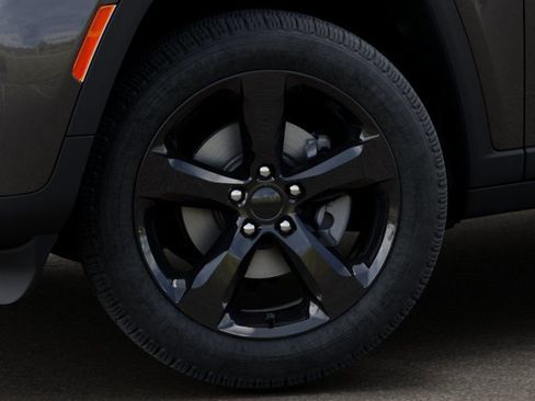 New 2026 Jeep Grand Cherokee Limited image 9