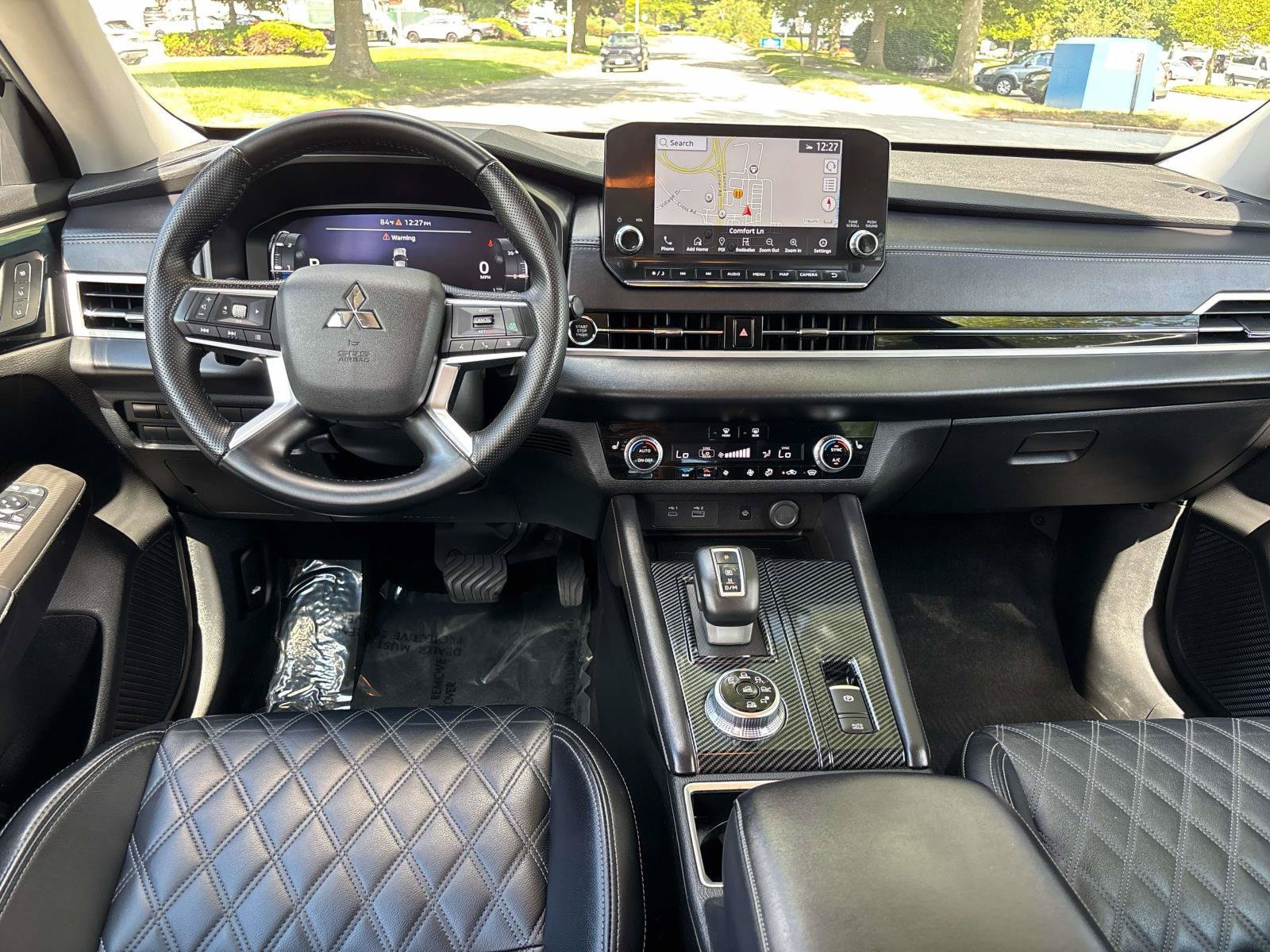 Used 2024 Mitsubishi Outlander SEL AWD/4WD image 13