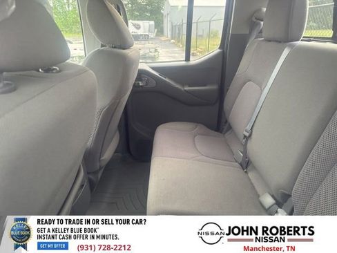 Used 2018 Nissan Frontier SV w/ Value Truck Package RWD image 9