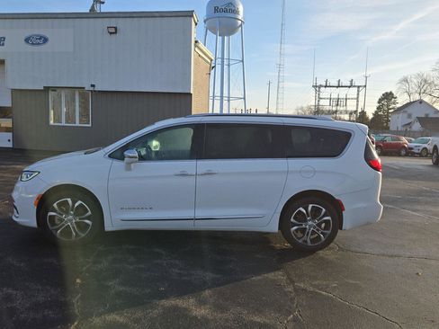 Used 2021 Chrysler Pacifica Pinnacle image 29