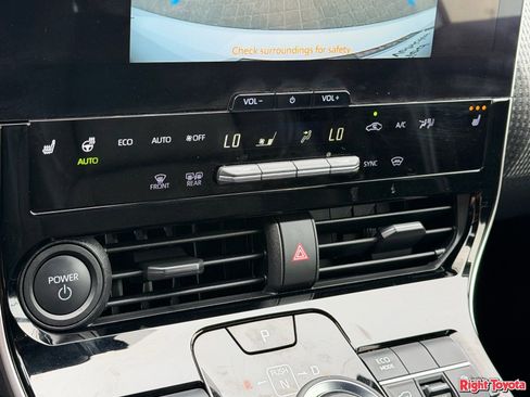 Certified 2023 Toyota bZ4X AWD w/ Weather Package image 31