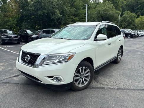 Used 2016 Nissan Pathfinder SL w/ SL Tech Package AWD/4WD image 1