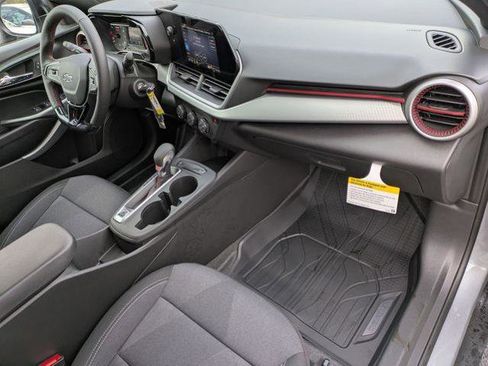 New 2026 Chevrolet Trax RS w/ Sunroof Package image 25