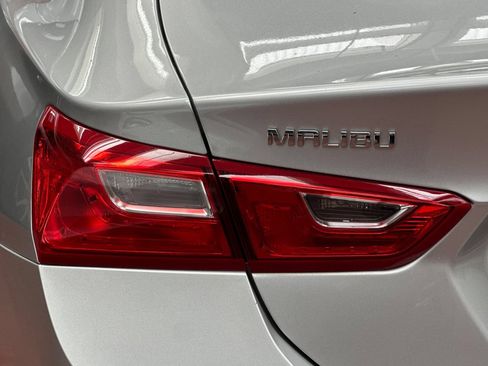 Used 2022 Chevrolet Malibu LS w/ Driver Confidence Package II FWD image 34