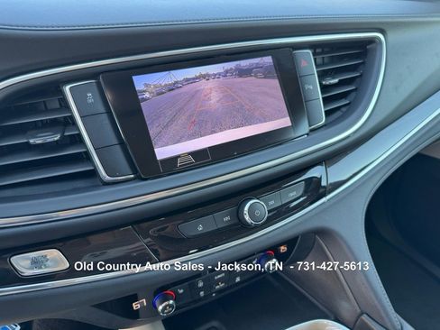 Used 2020 Buick Enclave Essence image 47