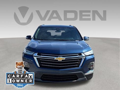 Used 2023 Chevrolet Traverse LT w/ LPO, Floor Liner Package AWD/4WD image 2