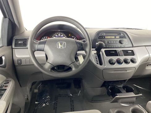 Used 2010 Honda Odyssey LX image 15