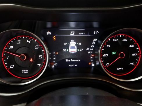Used 2022 Dodge Charger SXT w/ Plus Group RWD image 29