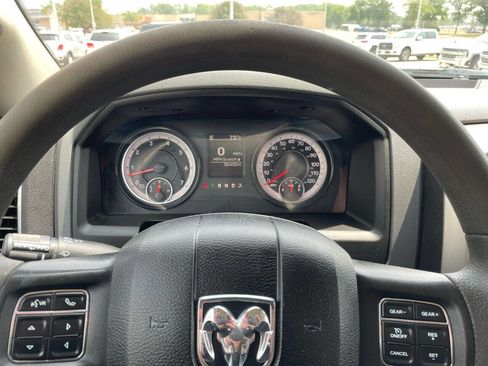 Used 2018 RAM 1500 Classic SLT image 7