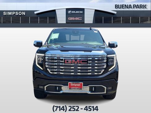 Used 2026 GMC Sierra 1500 Denali AWD/4WD image 3