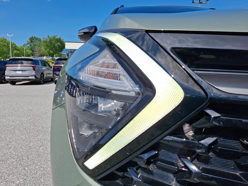 Certified 2023 Kia Sportage X-Pro AWD/4WD image 9
