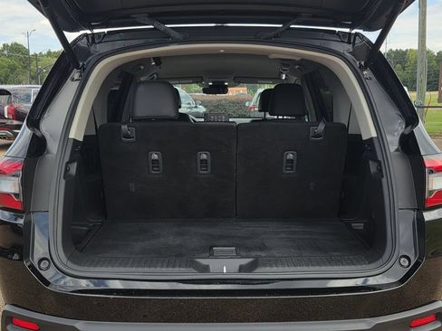 Used 2025 Honda Pilot EX-L image 26