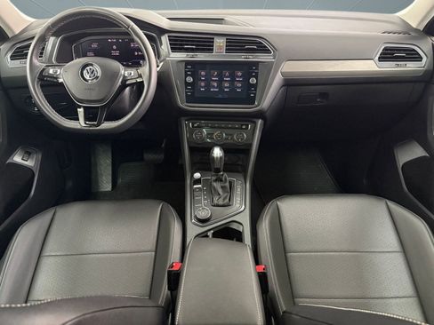 Used 2021 Volkswagen Tiguan SEL image 4