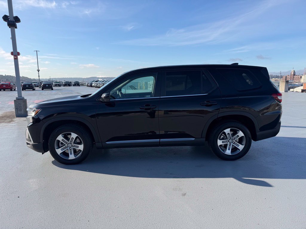 Used 2023 Honda Pilot EX-L image 6