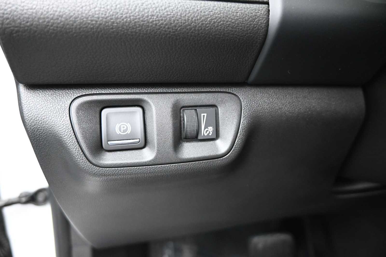 Used 2023 GMC Acadia AT4 AWD/4WD image 23