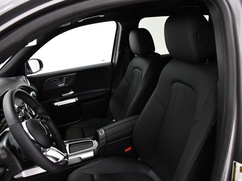 New 2026 Mercedes-Benz GLB 250 4MATIC image 16