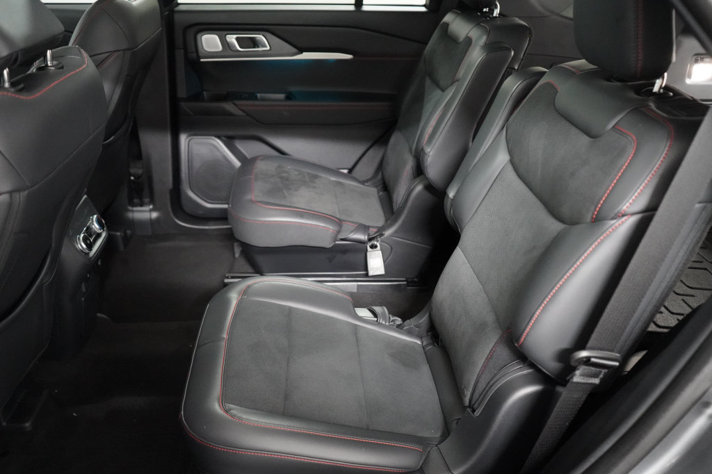 Certified 2026 Ford Explorer ST w/ Sun And Sound Package AWD/4WD image 20
