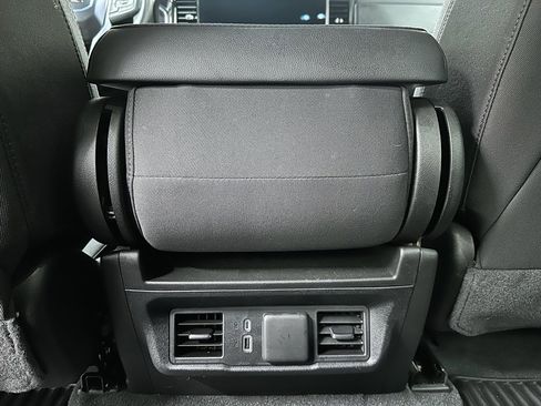 Certified 2024 GMC Sierra 1500 Elevation image 35