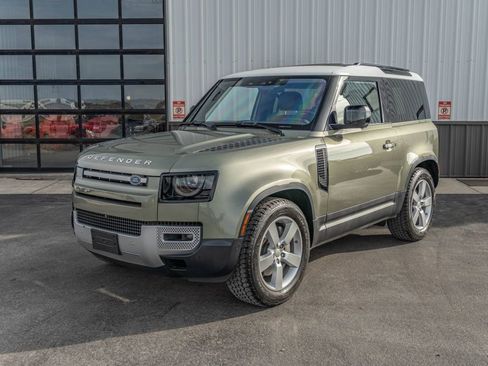 Used 2021 Land Rover Defender 90 First Edition image 1