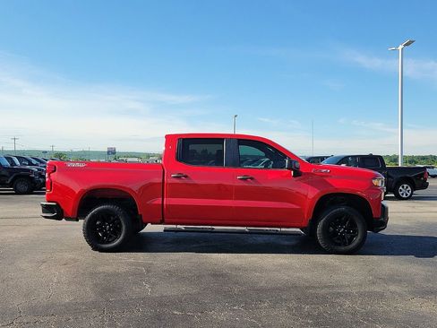 Used 2020 Chevrolet Silverado 1500 Custom Trail Boss w/ Custom Convenience Package AWD/4WD image 6