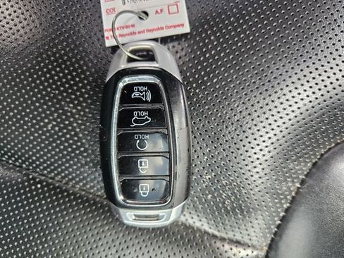 Used 2022 Hyundai Palisade Limited FWD image 30