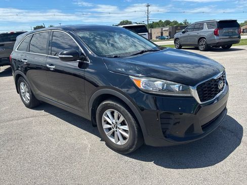 Used 2019 Kia Sorento L FWD image 1
