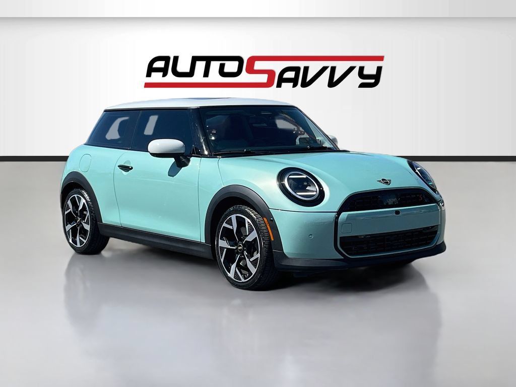 Used 2025 MINI Cooper S FWD image 1