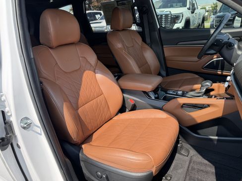 Used 2024 Kia Telluride SX Prestige X-Pro AWD/4WD image 35