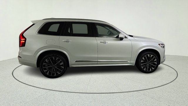New 2026 Volvo XC90 T8 Plus w/ Protection Package AWD/4WD image 8