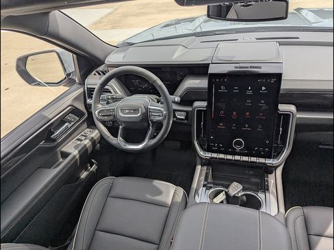 New 2026 GMC Yukon XL Elevation w/ LPO, Floor Liner Package AWD/4WD image 20